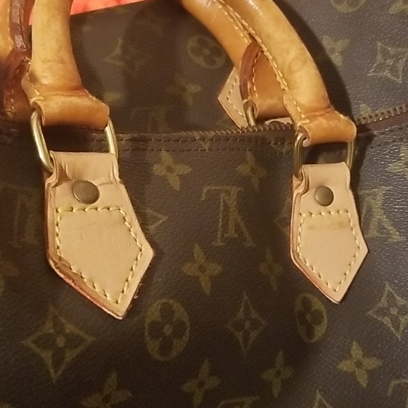 Authentic Louis Vuitton Speedy 35 - Picture 12 of 16